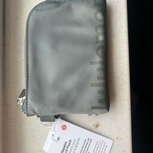 Lululemon Clippable Card Pouch